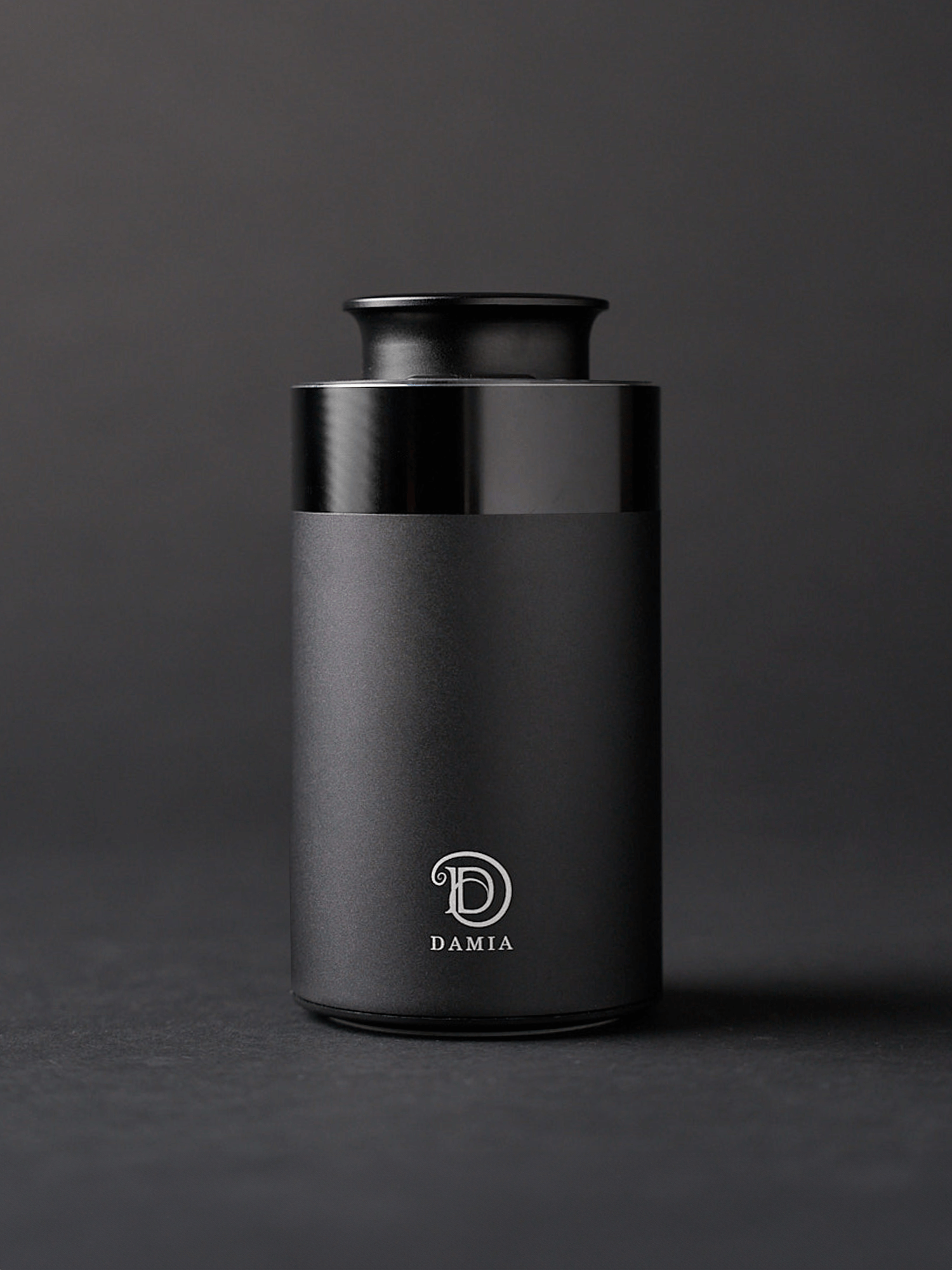 dōTERRA バブルブラック アロマディフューザー USBケーブル付き Amazon.co.jp: ドテラ バブルディフューザーブラック